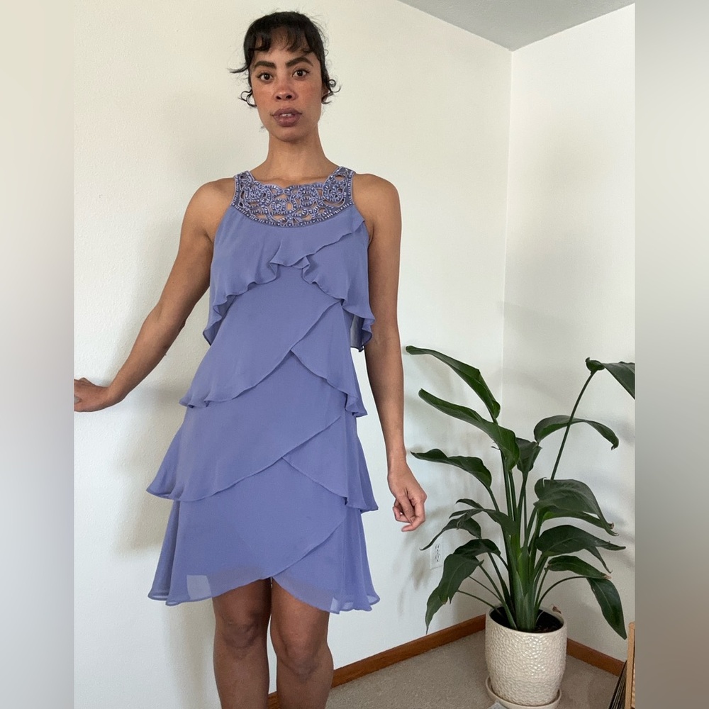 Lavender Sleeveless Dress - Picture 6 of 6
